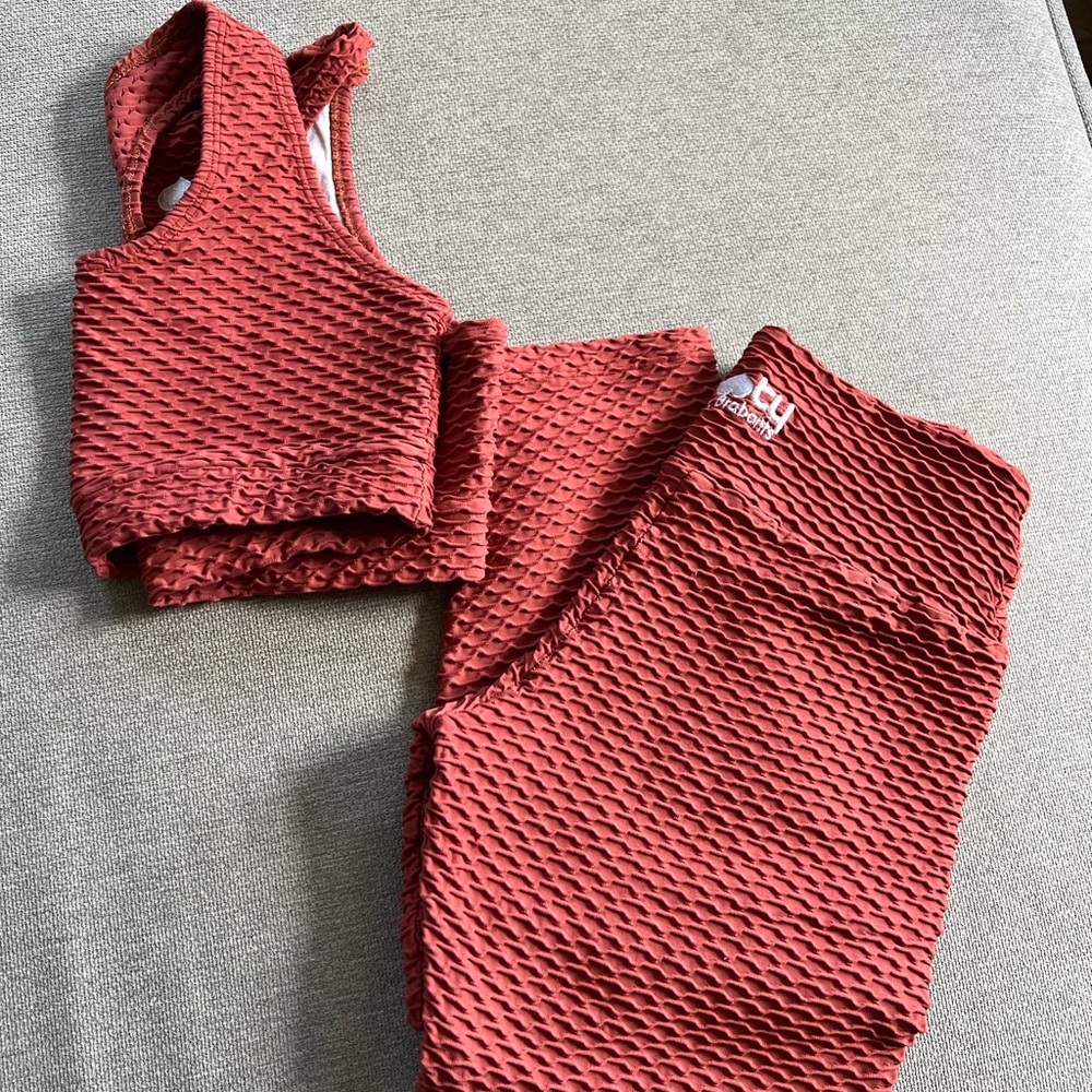 Booty by Brabant Canela Croco skin - crop leggings and sports bra